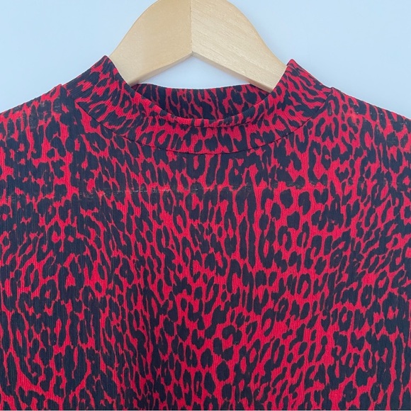 ZARA TRAFALUC RED/BLACK LEOPARD PRINT MOCK NECK SHORT SLEEVED TOP, MEDIUM - Picture 5 of 6